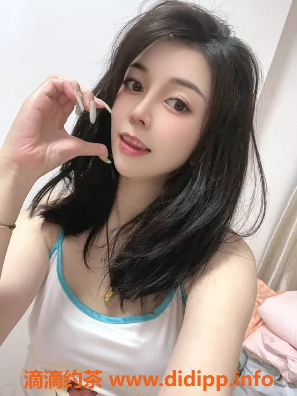 广州楼凤-金沙洲依依，御姐大奶服务688p体验