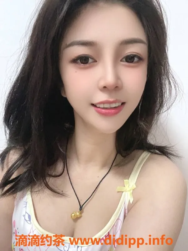 广州楼凤-金沙洲依依，御姐大奶服务688p体验