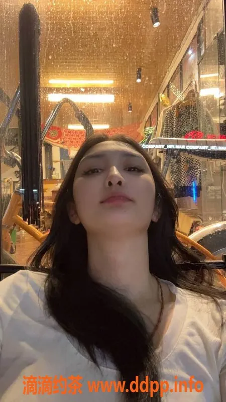 深圳楼凤资源信息,福田动感超人苒苒，1000元享受服务！