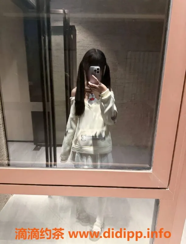 深圳楼凤-福田区嫩妹暖暖，私密服务让你心动！