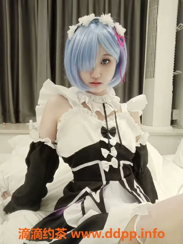 武汉楼凤-光谷笑笑，172高挑美女等你来约