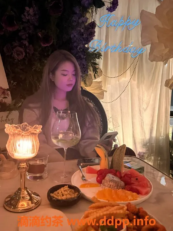 广州楼凤资源信息,天河区19岁果儿，167cm瘦妹，性价比高