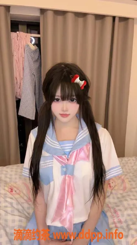 深圳楼凤-龙岗小猫咪，900元享受鸳鸯浴与深喉服务