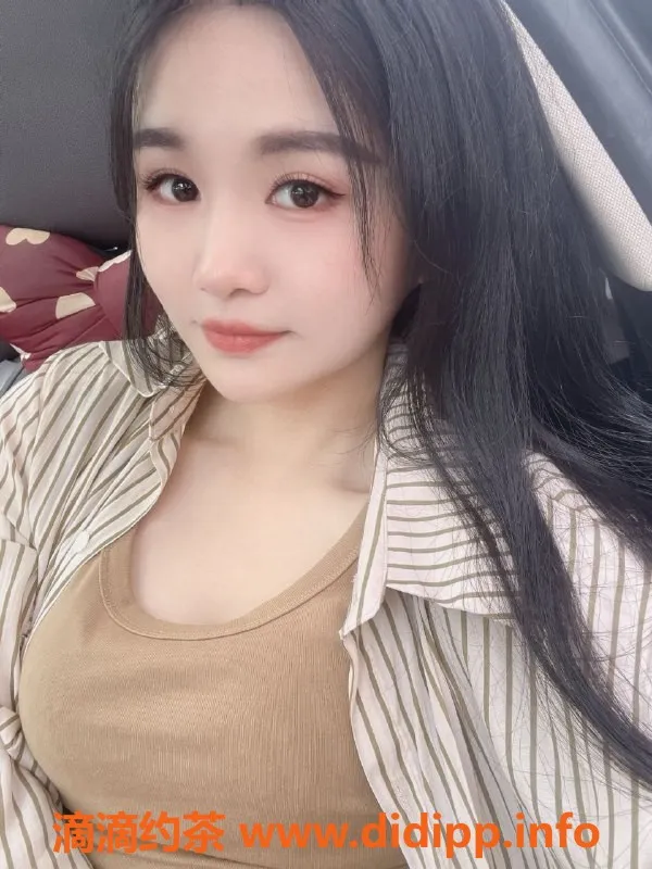 杭州楼凤-杭州兔稚，22岁162cm，45kg胸推诱惑！