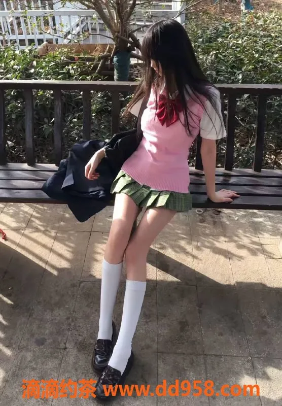 深圳楼凤-福田子玉，大胸嫩妹，167cm 45kg