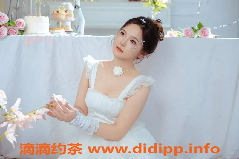 广州楼凤-天河区嫩妹困困，19岁165cm，优质服务等你体验