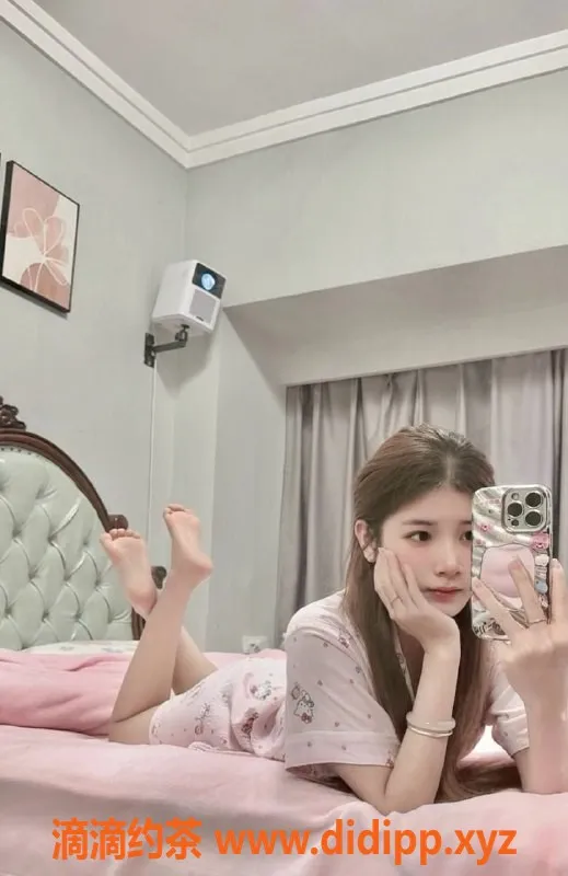 武汉楼凤-武汉柠果 19岁嫩妹 颜值爆表