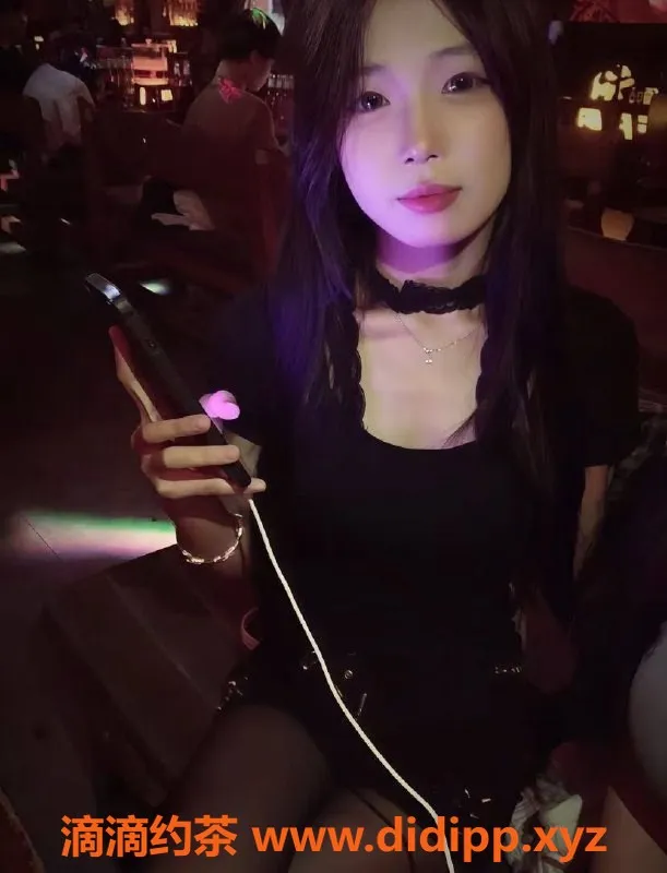 深圳楼凤-深圳龙华兮兮，900元精彩体验等你来！