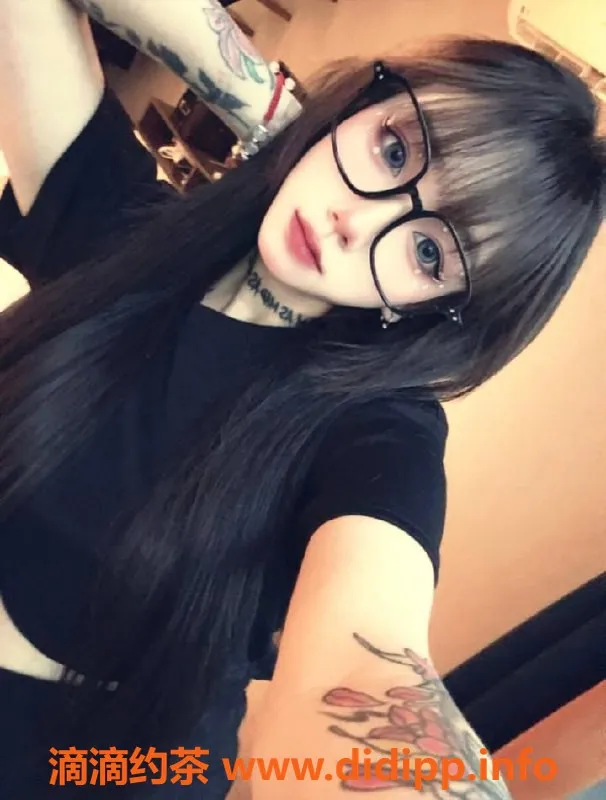 广州楼凤-番禺嘟嘟，550元体验学妹萝莉魅力