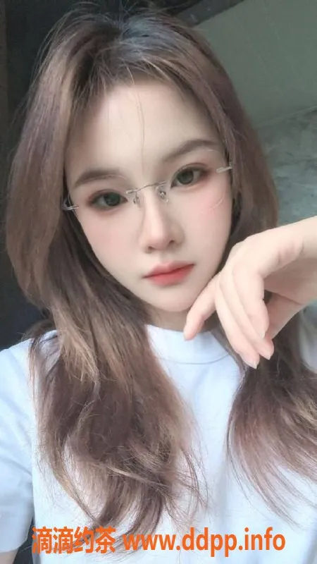 深圳楼凤资源信息,龙岗小艾米，21岁，160cm，40kg，600元起！