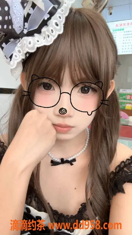 深圳楼凤-深圳小鱼宝，1200元享鸳鸯浴与69服务