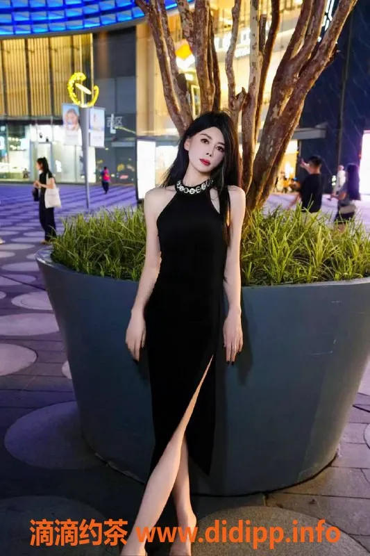 深圳楼凤-福田高挑御姐清瑶，172E大胸，1000元起