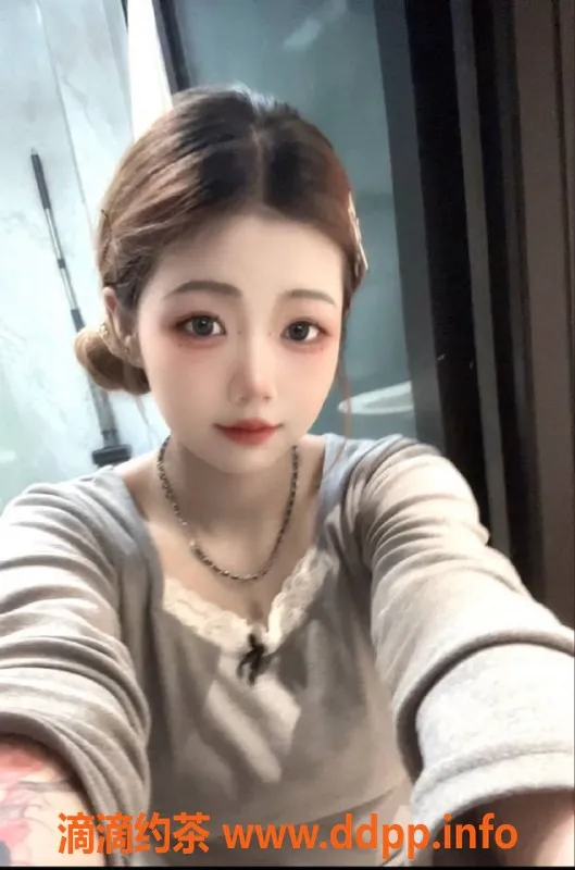 广州楼凤资源信息,番禺小怡19岁波霸嫩妹，身高165cm，车费800p