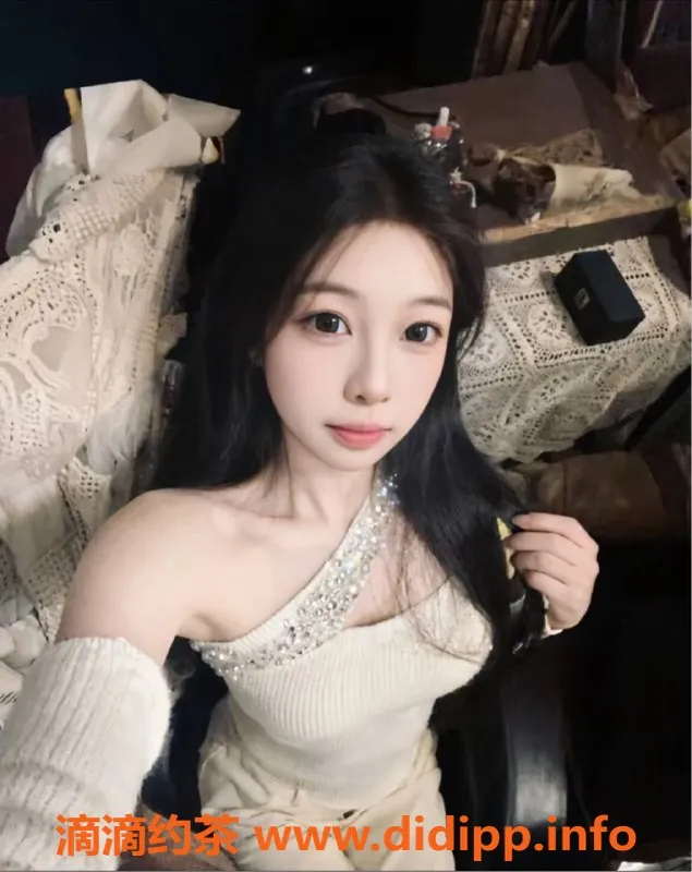 深圳楼凤-南山林晚晚，1000起，鸳鸯浴与舌吻服务等你体验！