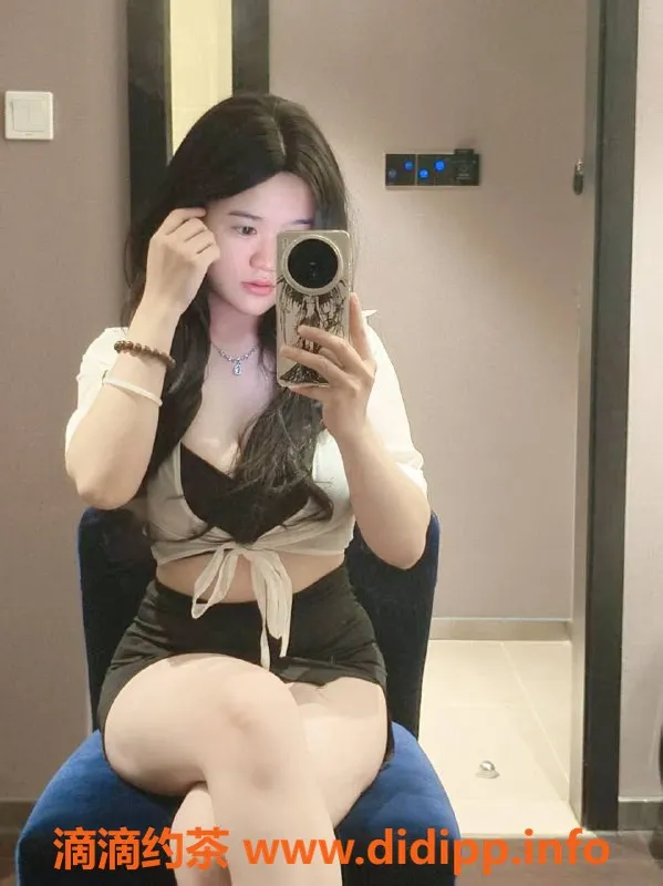 广州楼凤-白云区啵啵酱，20岁 D罩杯嫩妹，服务多样