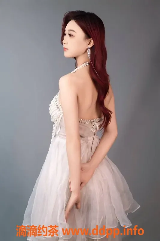 广州楼凤-越秀嫩妹嘟嘟，700元美腿体验