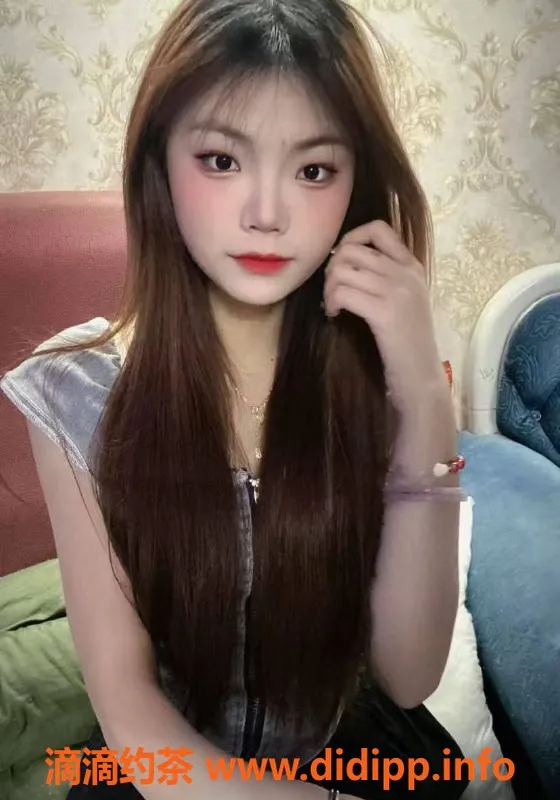 深圳楼凤资源信息,龙岗贝贝，900元茶费，热情服务等你来体验