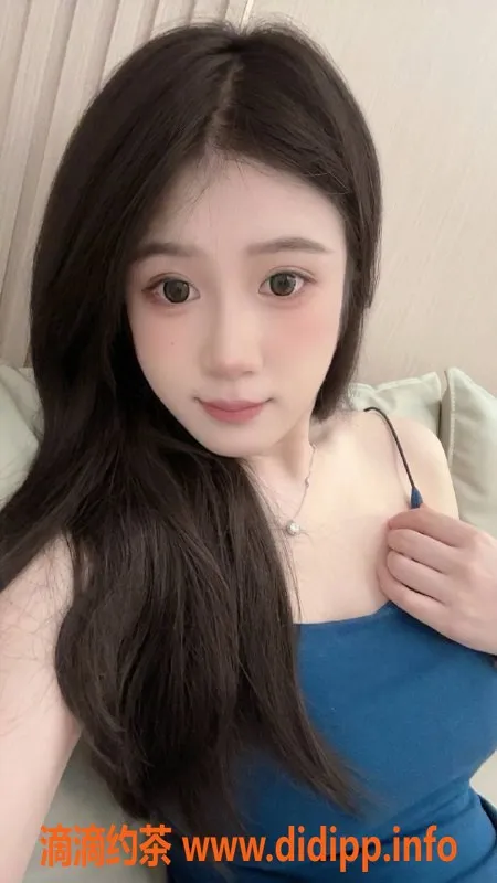 广州楼凤-天河嫩妹小九，600元制服丝袜服务