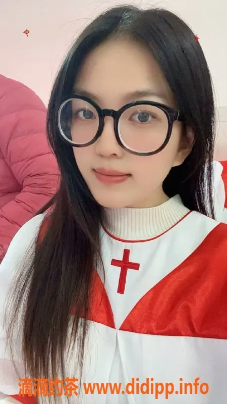 广州楼凤-天河区20岁筱筱，身高160，服务项目多样