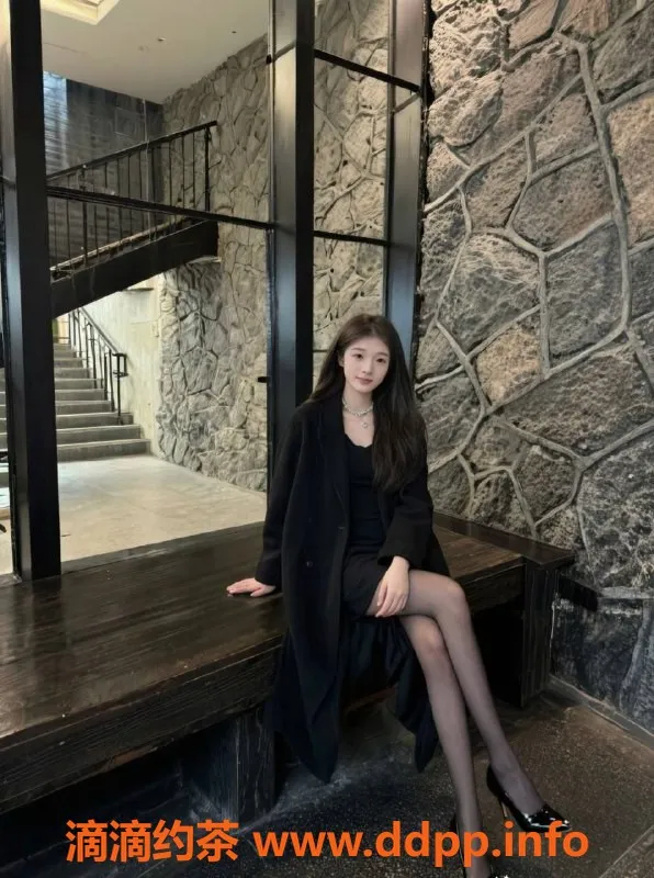 重庆楼凤资源信息,江北宝宝18岁新星，体重40，36A胸围魅力无敌