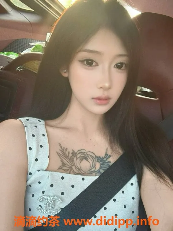 深圳楼凤-福田美杜莎，20岁高挑嫩妹，1200元起