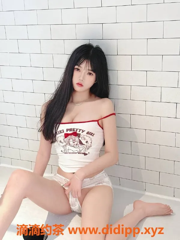 深圳楼凤-龙华嫩妹QQ，19岁168b，1000元起步