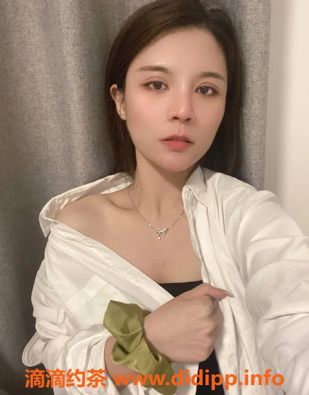 广州楼凤-天河御姐梓梓，甜美听话，私教仅600p