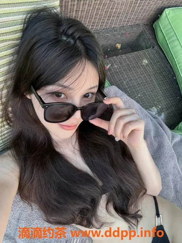 深圳楼凤-龙华纯熙，23岁健身白虎，1300元起