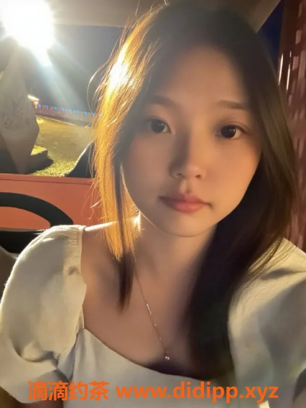 广州楼凤资源信息,天河澜澜，163C罩杯嫩妹，800起