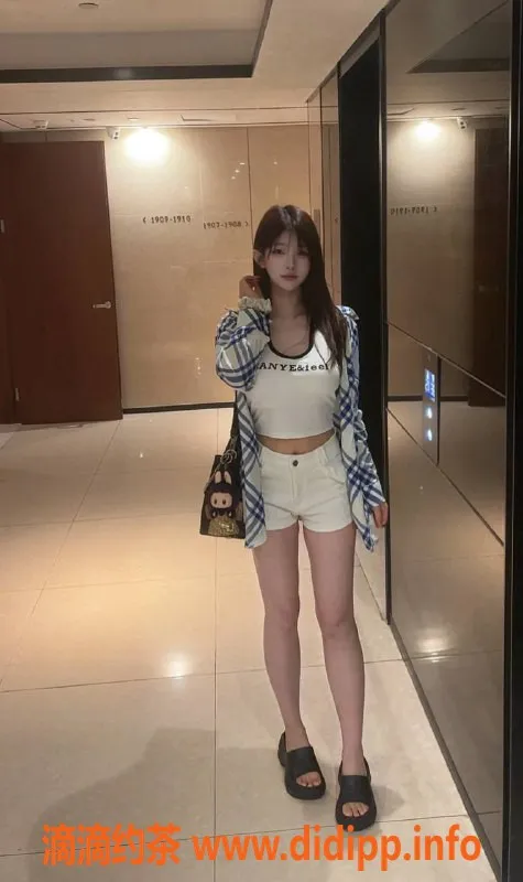 深圳楼凤-南山小乖，22岁，164，47kg，1300起，服务优质