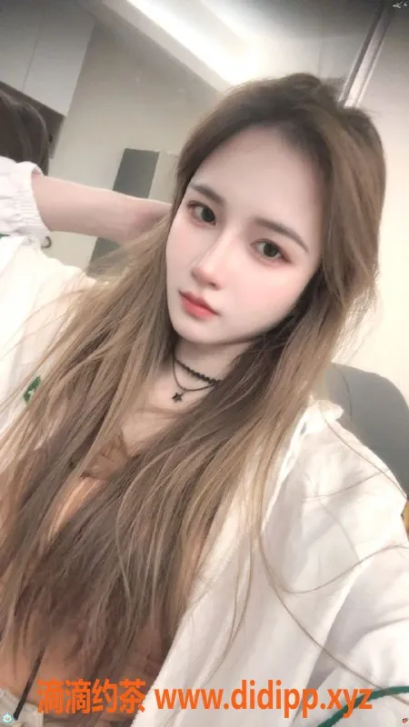 广州楼凤-佛山田小甜，清纯可爱私教，800元内