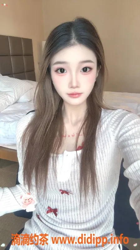 深圳楼凤-宝安虎牙妹妹，诱惑服务800起，尽享鸳鸯浴与69