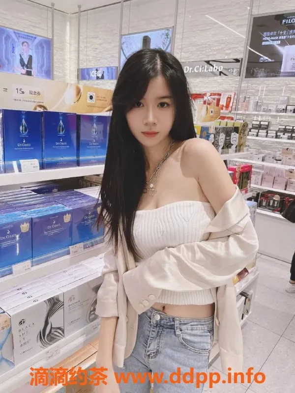 深圳楼凤-龙岗小橙子，22岁168，49斤，900元起服务