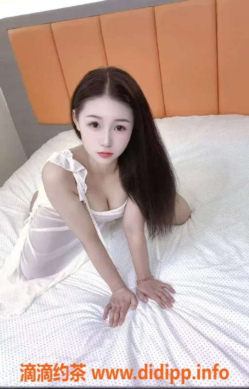 广州楼凤-天河小梦琪，正妹学妹，500/1可享服务