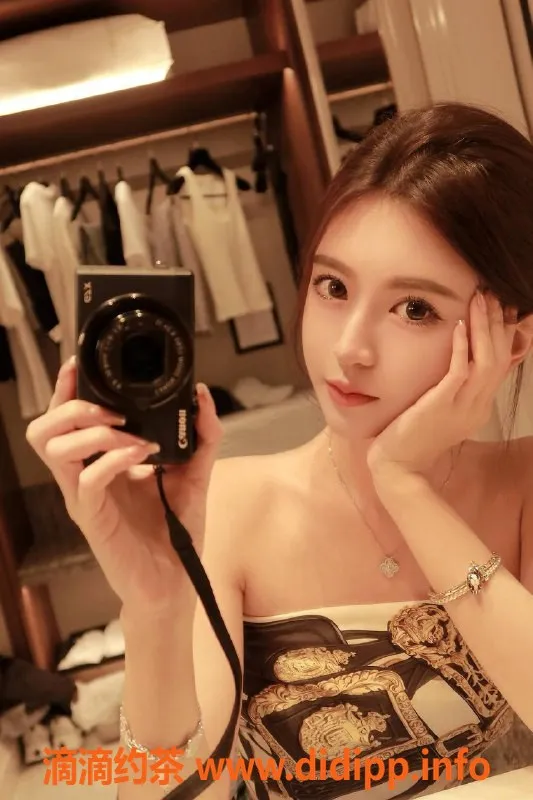 深圳楼凤-深圳南山嫩妹左左，1500元起、视频验证✅