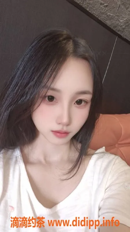 广州楼凤-天河小柔，嫩妹私教，69服务，价格600