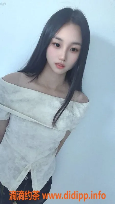 广州楼凤资源信息,天河小柔，嫩妹私教，69服务，价格600