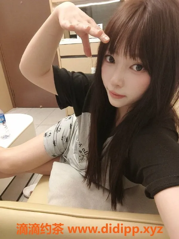 深圳楼凤资源信息,龙华妍妍，茶费900P，甜美服务等你来体验