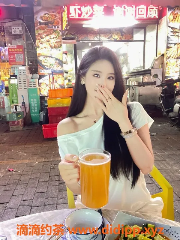 深圳楼凤资源信息,坂田亦霏，1100元享鸳鸯浴与制服服务