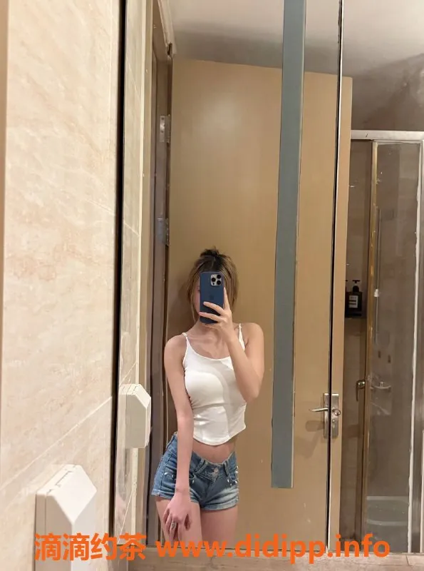 广州楼凤资源信息,天河芒果，600元视频验证学妹，69服务