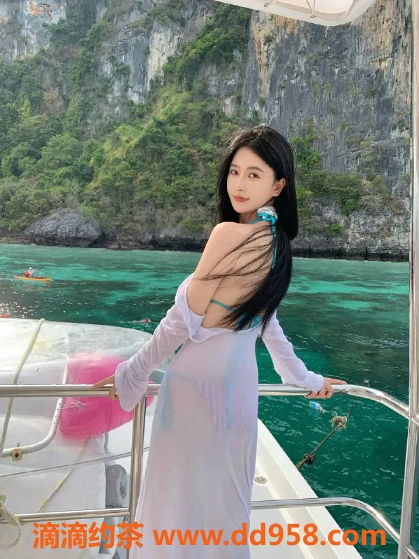 深圳楼凤-龙岗桥本有菜 167cm 45kg 02年生 专业口爆服务