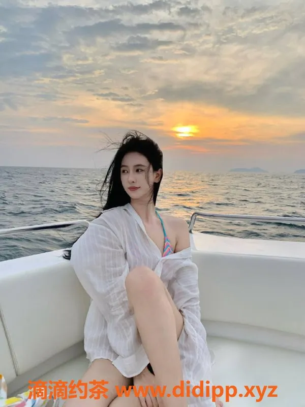 深圳楼凤-龙岗桥本有菜 167cm 45kg 02年生 专业口爆服务