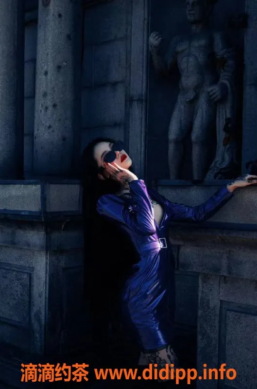 深圳楼凤-福田高颜值嫩妹猫耳朵，19岁长腿美女