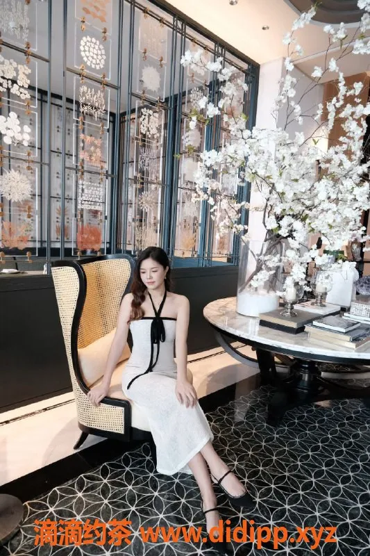 深圳楼凤-龙华夏天，700元起，专业服务体验