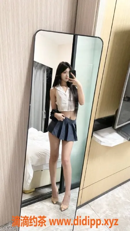 深圳楼凤-宝安小萌，19岁嫩妹，165cm，45kg，最高优惠900元