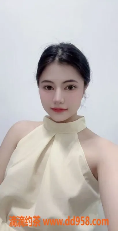 广州楼凤资源信息,番禺小美美，23岁163cm，胸围C，超值680p体验