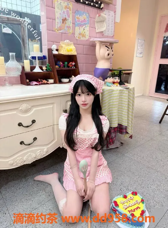 深圳楼凤-罗湖草莓奶糖，1300元嫩妹热情服务