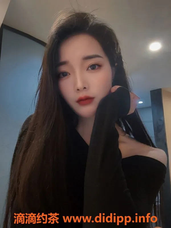 深圳楼凤-龙华安娜，23岁，168高，45体重，900元起