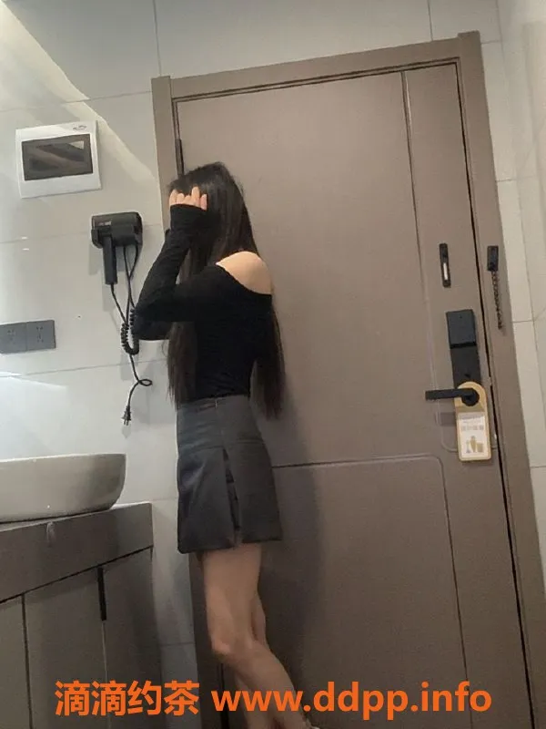 深圳楼凤资源信息,龙华安娜，23岁，168高，45体重，900元起