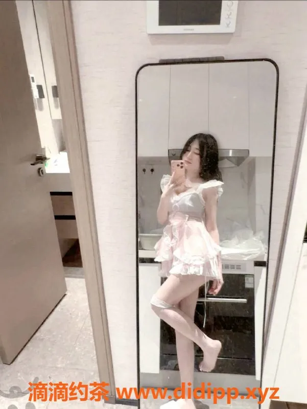 深圳楼凤资源信息,龙华熙冉，800元享鸳鸯浴和69服务